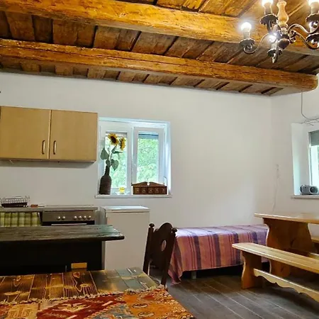 Apartament Kleine Waldhaeuschen Garabonc
